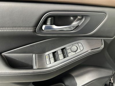 2023 Nissan Rogue SV Premium Package