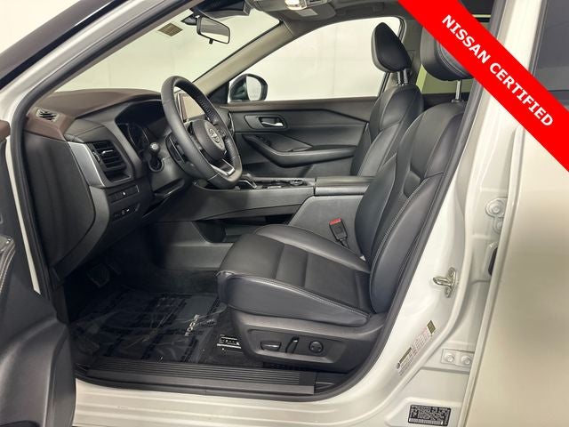 2023 Nissan Rogue SV Midnight Edition & Premium Package