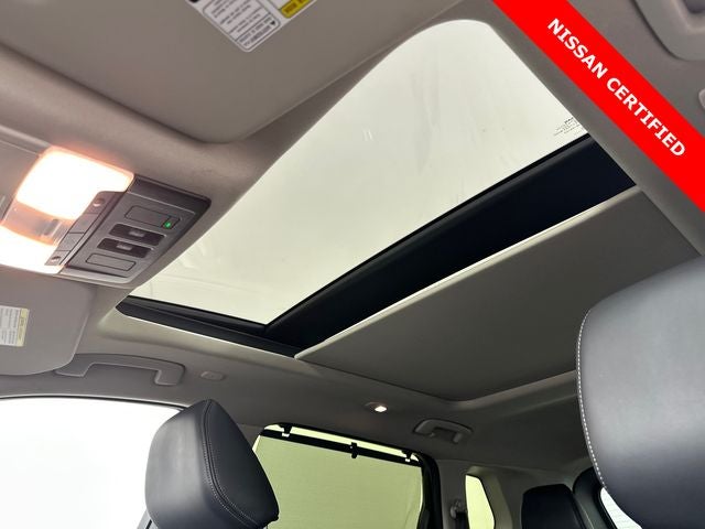 2023 Nissan Rogue SV Midnight Edition & Premium Package