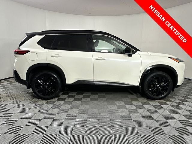 2023 Nissan Rogue SV Midnight Edition & Premium Package