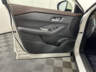 2023 Nissan Rogue SV Premium Package