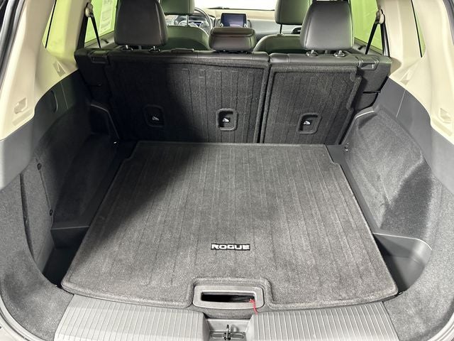 2023 Nissan Rogue SV Premium Package