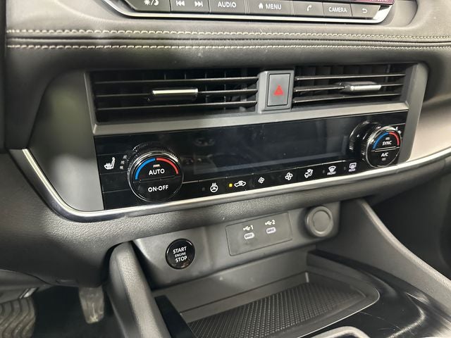 2024 Nissan Rogue SV Premium Package