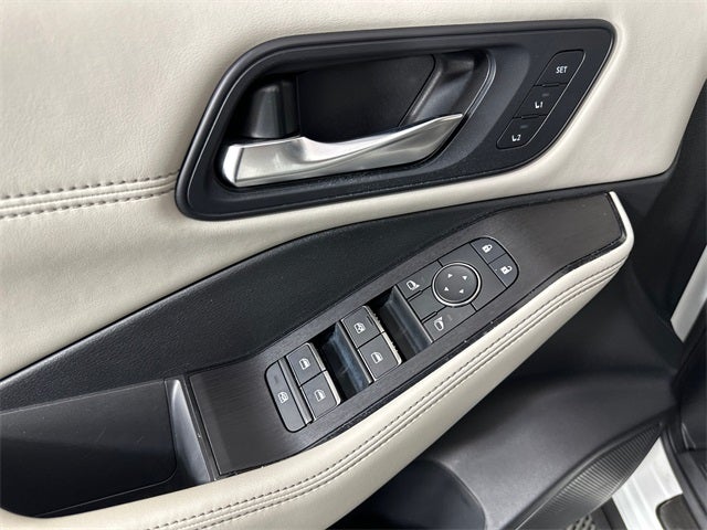 2023 Nissan Rogue SL Premium Package