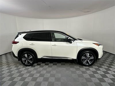 2023 Nissan Rogue SL Premium Package