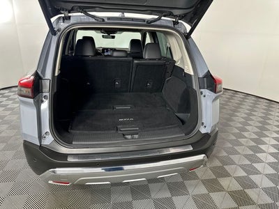 2023 Nissan Rogue Platinum Premium Package