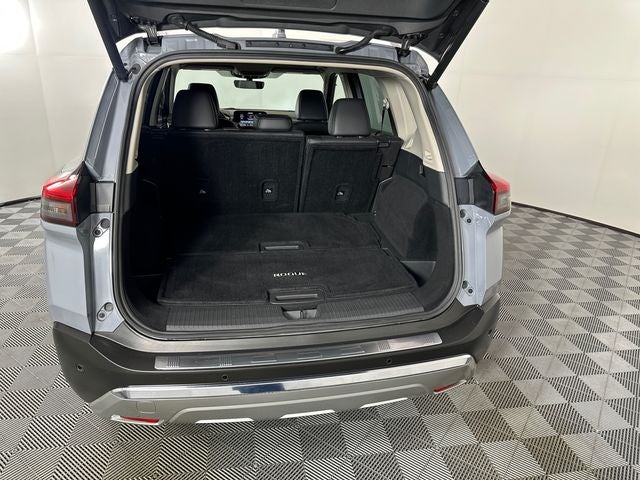 2023 Nissan Rogue Platinum Premium Package