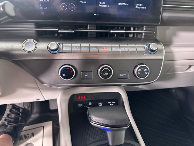 2024 Hyundai KONA SE