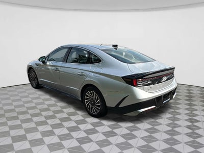 2025 Hyundai SONATA HYBRID SEL