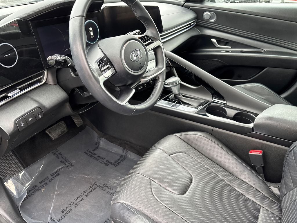 2023 Hyundai ELANTRA Limited