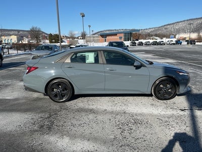 2021 Hyundai ELANTRA SEL