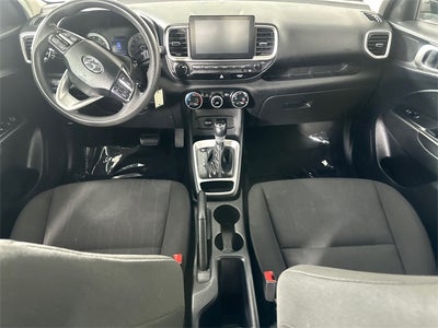 2021 Hyundai VENUE SE
