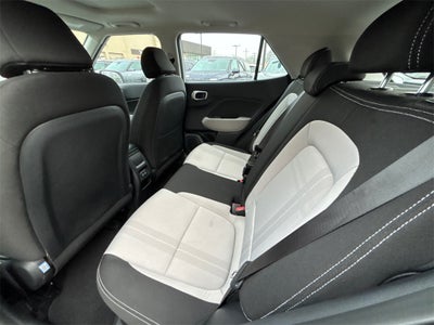 2025 Hyundai VENUE SEL