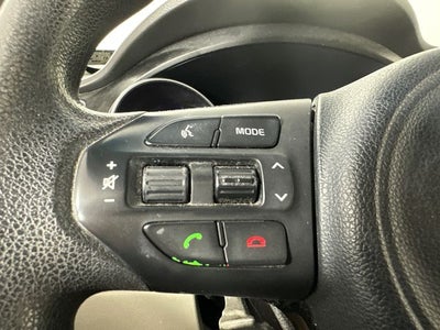 2015 Kia Sedona LX