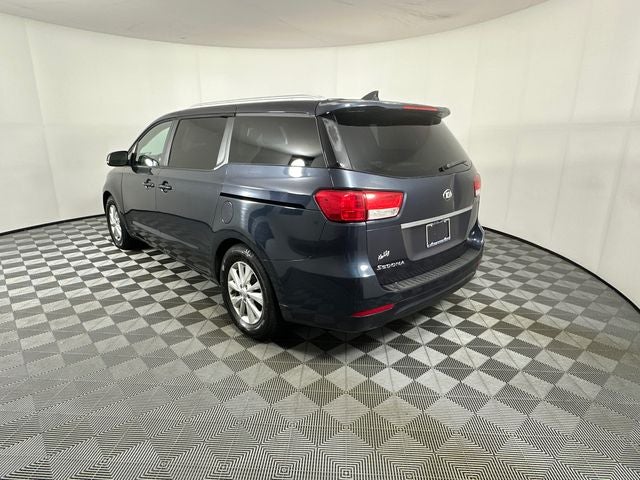 2015 Kia Sedona LX