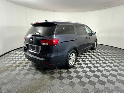 2015 Kia Sedona LX