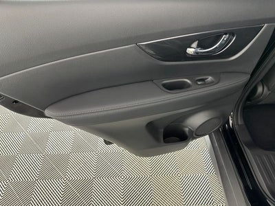 2019 Nissan Rogue S Special Edition Package