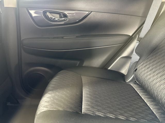 2019 Nissan Rogue S Special Edition Package