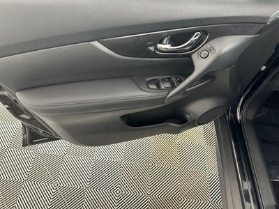 2019 Nissan Rogue S Special Edition Package