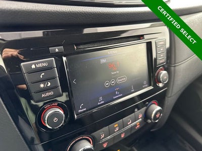 2019 Nissan Rogue S Special Edition Package