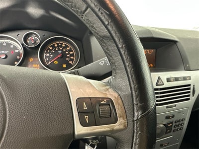 2008 Saturn Astra XR