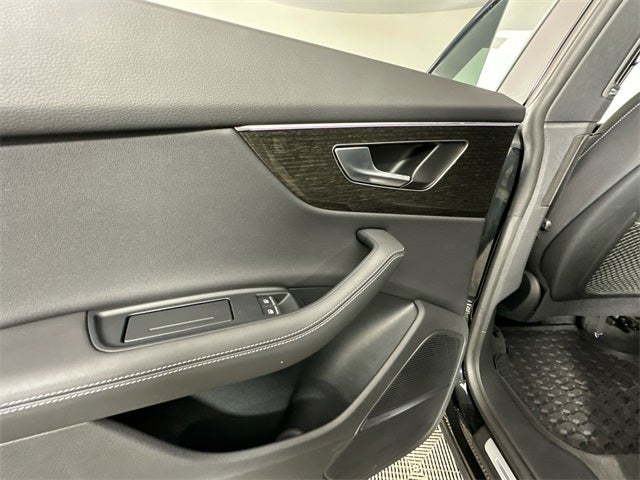 2024 Audi Q8 55 Premium Plus quattro