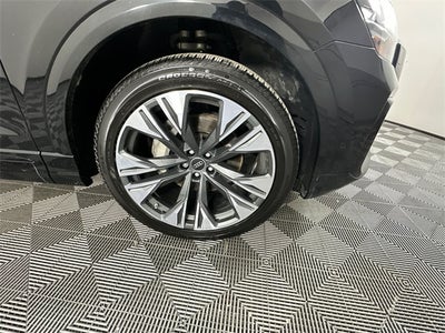 2024 Audi Q8 55 Premium Plus quattro