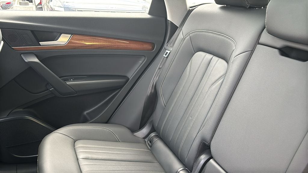 2023 Audi Q5 45 S line Premium quattro