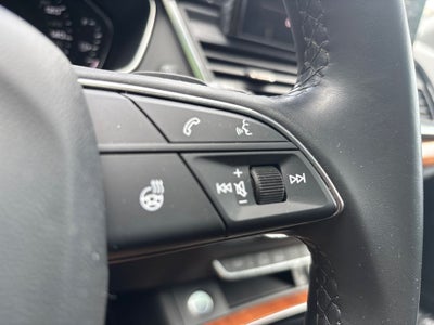 2023 Audi Q5 45 S line Premium quattro