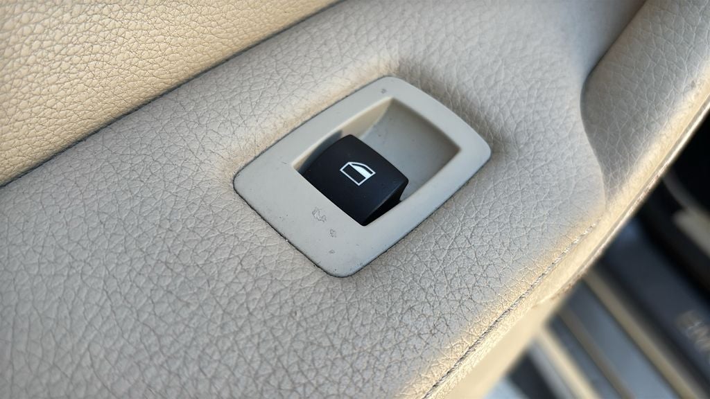 2010 BMW 5 Series 528i xDrive