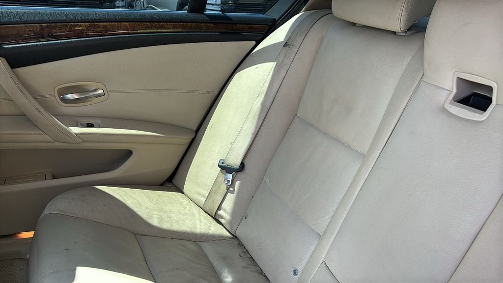 2010 BMW 5 Series 528i xDrive