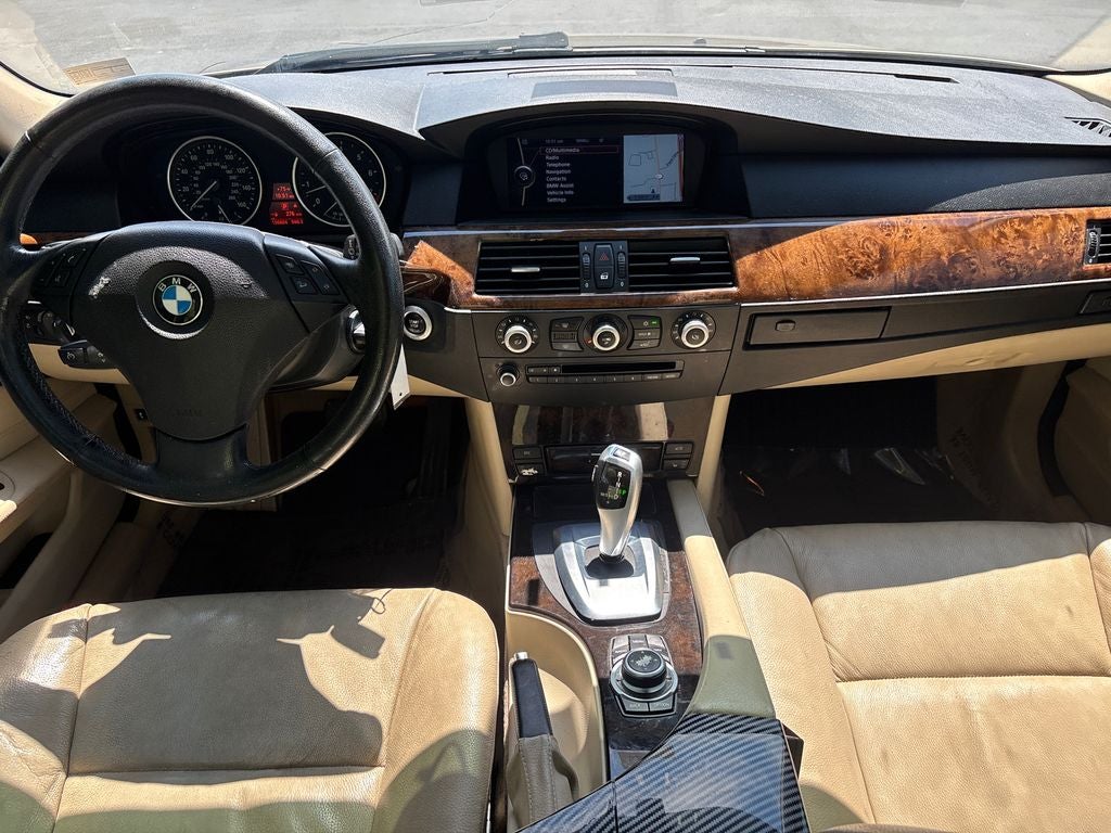 2010 BMW 5 Series 528i xDrive