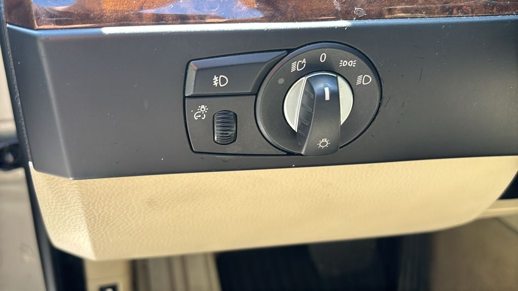 2010 BMW 5 Series 528i xDrive