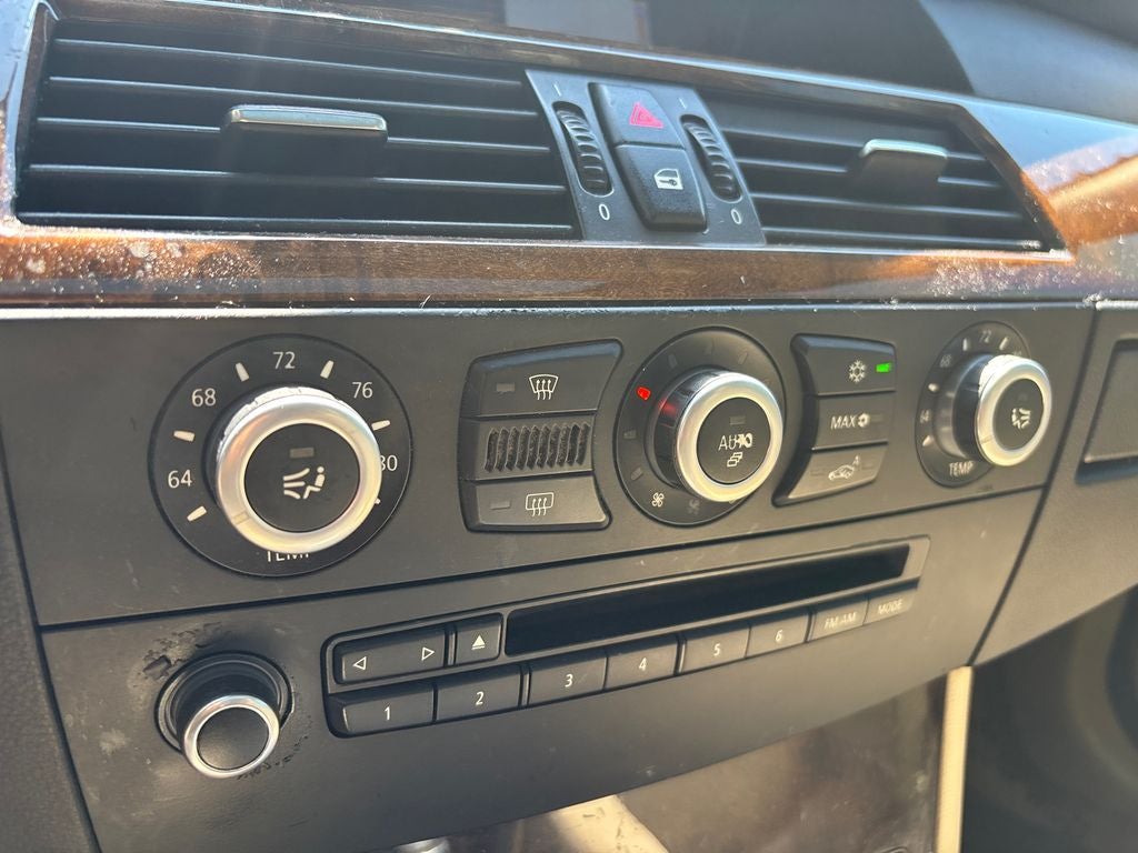 2010 BMW 5 Series 528i xDrive