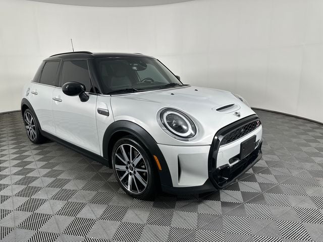 2023 MINI Cooper S Base