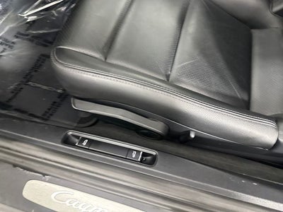 2018 Porsche 718 Cayman Base