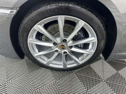 2018 Porsche 718 Cayman Base