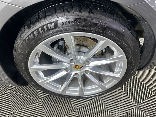 2018 Porsche 718 Cayman Base