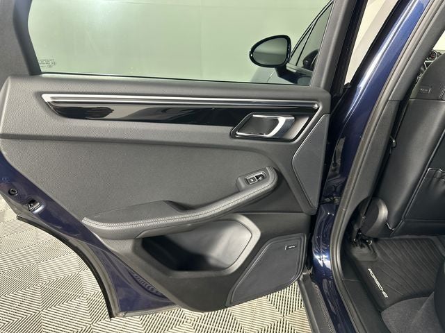 2018 Porsche Macan Base