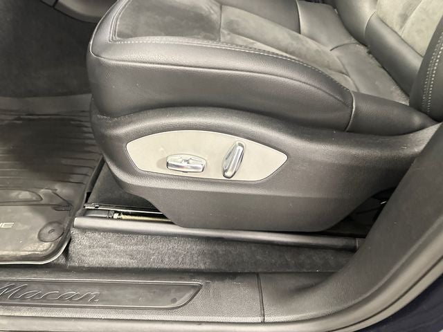 2018 Porsche Macan Base