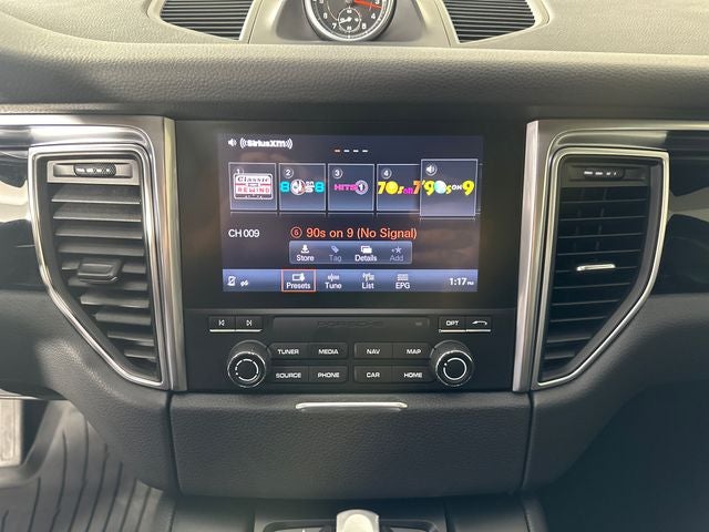 2018 Porsche Macan Base