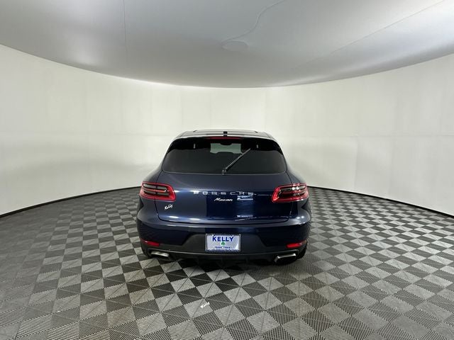 2018 Porsche Macan Base