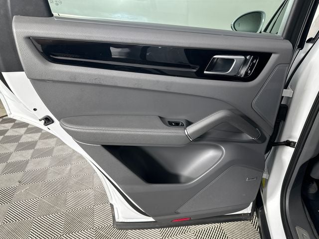 2019 Porsche Cayenne Base