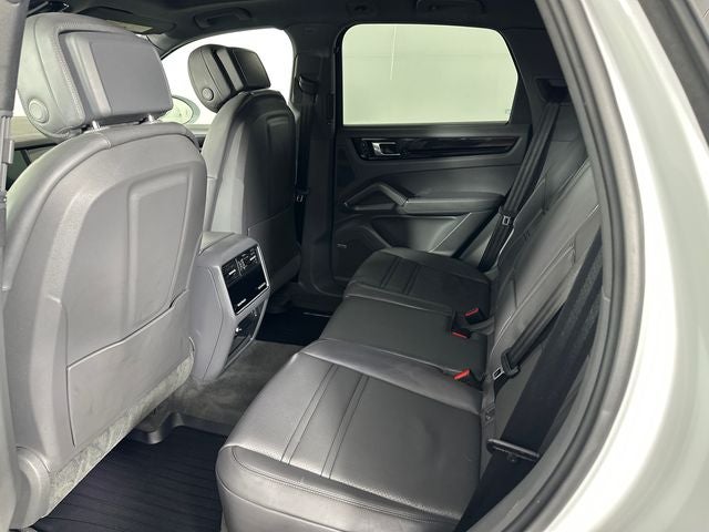 2019 Porsche Cayenne Base