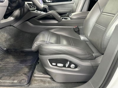 2019 Porsche Cayenne Base