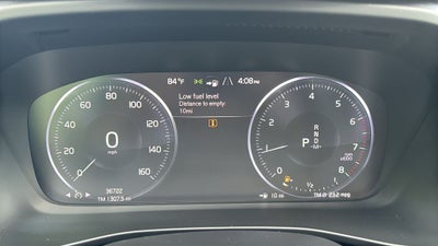 2020 Volvo XC40 Momentum