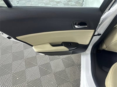 2018 Acura ILX w/Premium Pkg