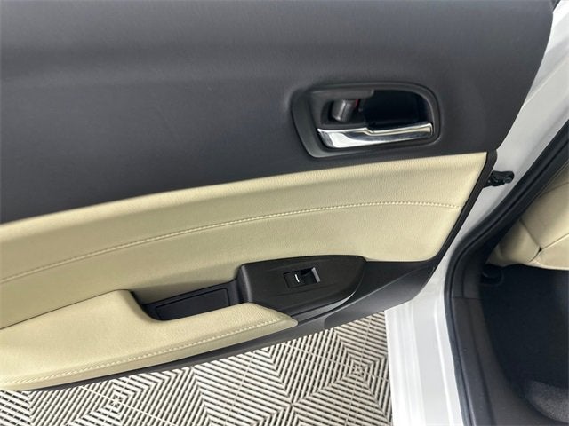 2018 Acura ILX w/Premium Pkg