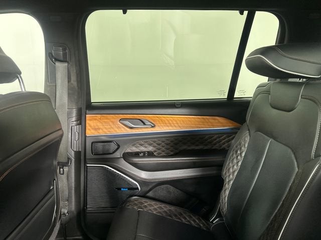 2023 Jeep Grand Cherokee L Summit Reserve 4x4