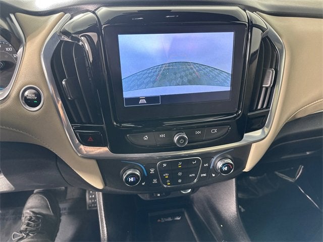 2022 Chevrolet Traverse LT Leather